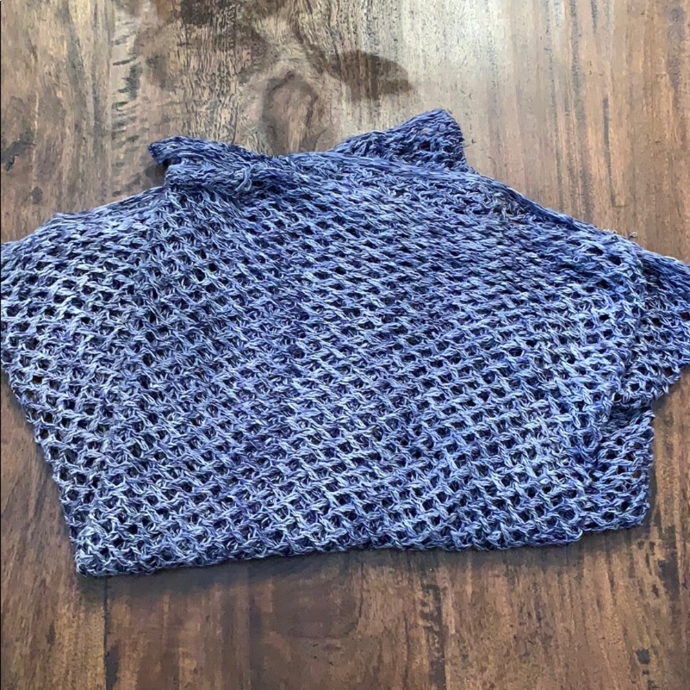 Knit navy scarf